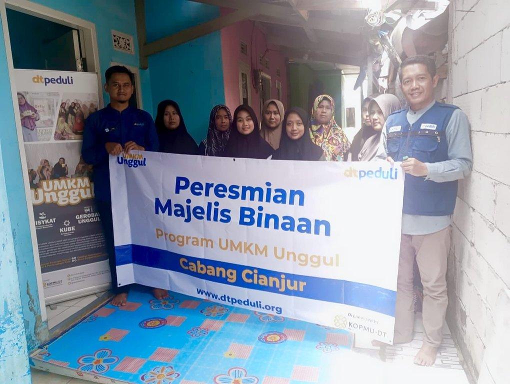 Pembekalan Program UMKM Unggul Recovery Cianjur Batch II dan Peresmian Majelis Binaan Nyalindung - Cover Image